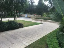 端户130平方正大花园,屋顶露台可操作空间大,双车位