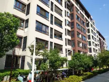 绿地博墅,纯毛坯,可以按自己喜欢的风格装修