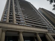 润富国际4室2厅南北