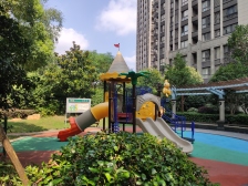 杨浦滨江保利品质,地铁口次新三房,看三件套和江景