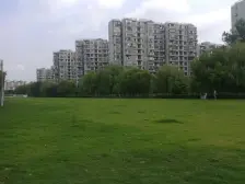 近13号线金运路地铁,三开间朝南,全屋定制,拎包入住