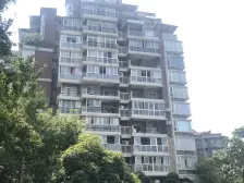 69号小区安静环境好,小高层。