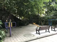 杨家坪 九龙明珠三房155万