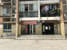 正规三房 业主急售 轻轨旁出行方便