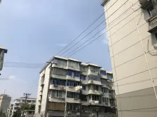 静安区新上,花园房,电梯大双南户型,无抵押
