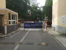 业主急售 五四小区 5楼 户型规矩 小区前排 无遮挡