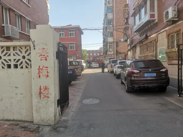 春梅楼