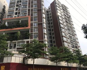 大良客运站旁嘉年华府电梯大两房出售