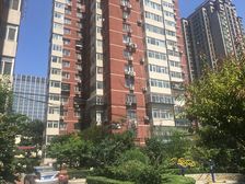 朝阳区示范小区,小区环境优美管理好,业主诚意出售