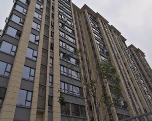 绿地腾飞公馆 4室2厅 南