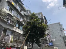 彭五经典一室户 有阳台 一梯四户 出行方便