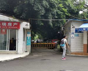 棕南正街9号2室1厅南