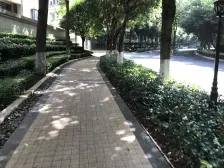 加州新牌坊 中渝山顶道8号五房