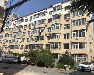 延安小区二楼南北通透户型方正楼层好不挡光