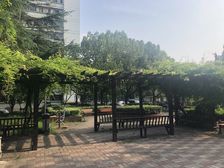 静安区电梯高区南北简装修采光视野很舒服!!