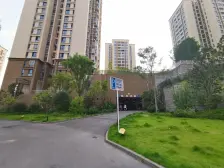 回兴 南方玫瑰城黛瑰苑二房81万