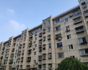 税华阁东港2室!80.86平!有本儿!能贷款!南北通透!