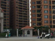 房屋是满五唯一的 带精装的拎包入住