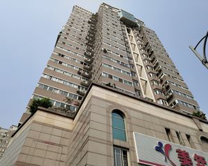 金华公寓3室2厅南东南