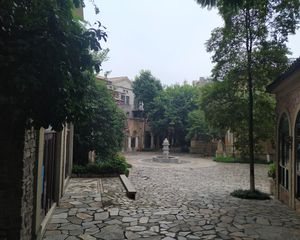 麓山国际帕萨迪纳2组3室2厅北