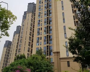 万科金域缇香一期4室1厅东