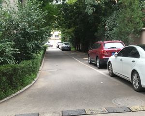 巨华 亚辰景院 一楼负一楼 南北通透 简单装修