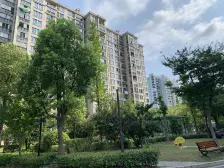 不靠马路边套,装修一年,忍痛割爱