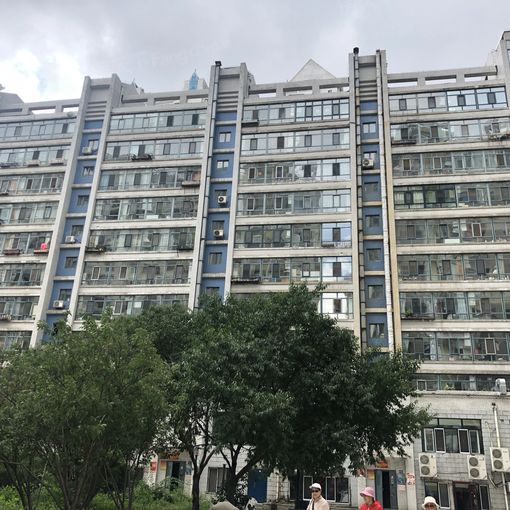 中财雅典城2室1厅1卫南朝向2500.00元/月出租