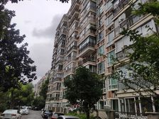 一梯两户,中式风格,客厅朝南,繁华地段,南北通透,交通便利