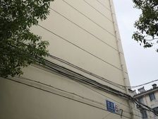 民主新村三室带阁楼和车库,房东诚心出售