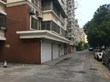 一梯四户,交通便利,主卧朝南,居家装修,装修齐全