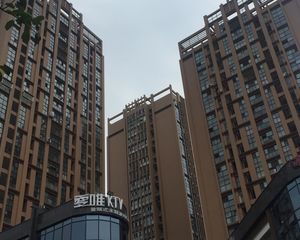 东方华美苑2室2厅东
