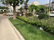 有车位的电梯大三房两卫,小区花园位置,采光充足,眺望三件套。