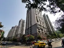 西区 爱加橄榄园三房105万