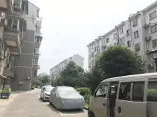 钥匙房丨地铁口240米丨33平米朝南汽车库丨精装满五年