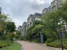 星宝花园,4开间朝南,中上好楼层,双阳台,纯毛坯