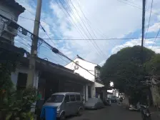 观前街 别墅 生活出行便利 边上有停车场