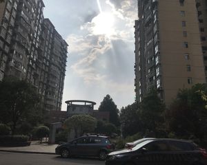 佳阳悦景馨都 3室1厅 南