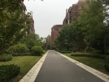 贾鲁河畔 一梯一户大四房 精装修好楼层 小区环境优美