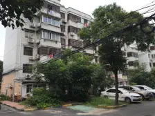 精装修1年,户型好,楼层好位置好,诚意出售