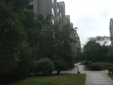 电梯房,三房朝南,小区景观位置,精装修