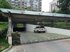 和煦园电梯房,视野开阔,前方无遮挡