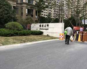 三开间朝南,全明户型,楼层好,视野佳,房东诚心出售