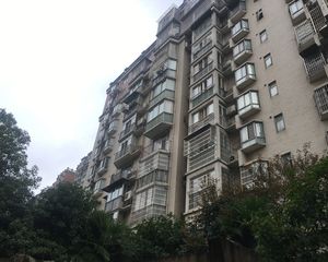 滨江渔人码头小高层好楼层诚心卖价格有空间