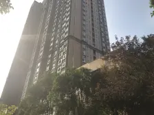 此房满二唯一,楼层好,户型方正精装修诚心卖