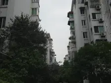 带大露台,顶楼复式,总价低的房子大,利用面积高