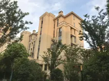 地铁口,有露台 满五年,万科物业,出门即万达茂