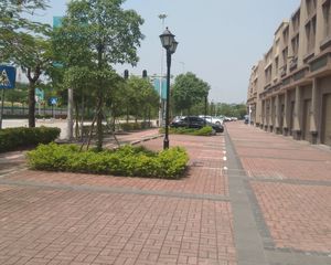 海逸豪庭尚都2区3室2厅南