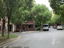 有钥匙,中间楼层,大三房两卫,2016年竣工次新小区!