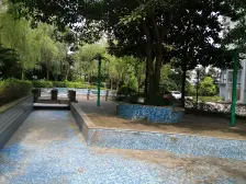 理工大学旁 精装修4房 看房方便 业主诚心出售